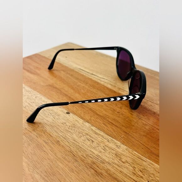 LULU GUINNESS Stylish Black SUNGLASSES ?️ main image 6